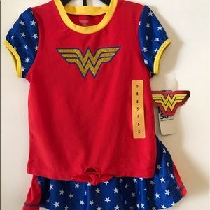 NWT: Infant Sz5 Wonder Woman swim outfit